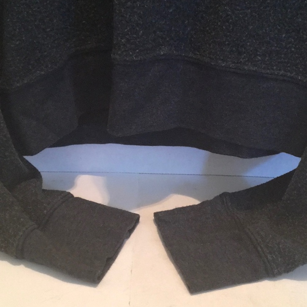 WILDFOX SOLD sweatshirt top Small - Picture 8 of 8